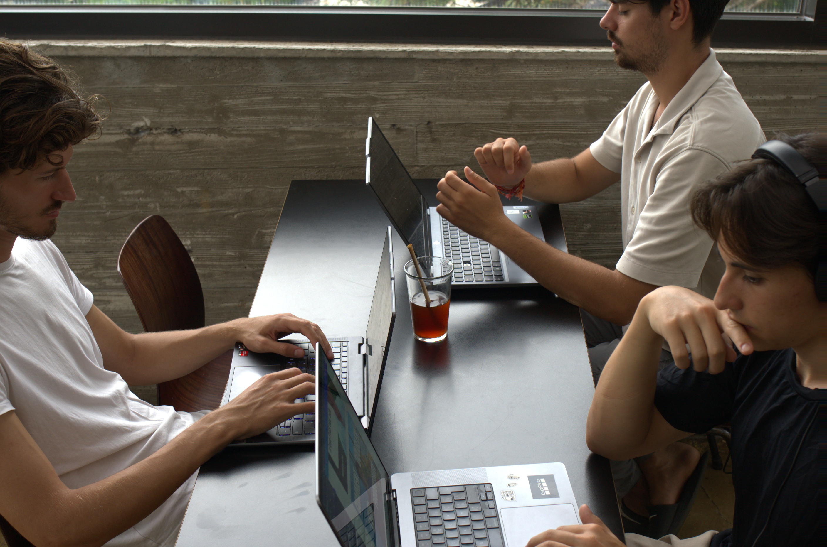 Arthur, Jocelin et Hugo, co-fondateurs de Formlyy - Le constat